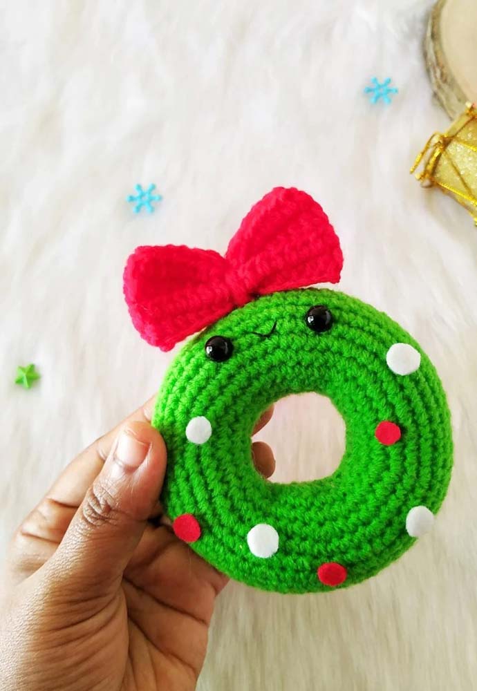 Crochet Christmas Wreath - 04