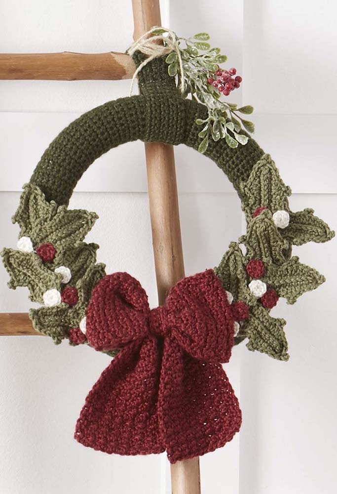 Crochet Christmas Wreath - 08