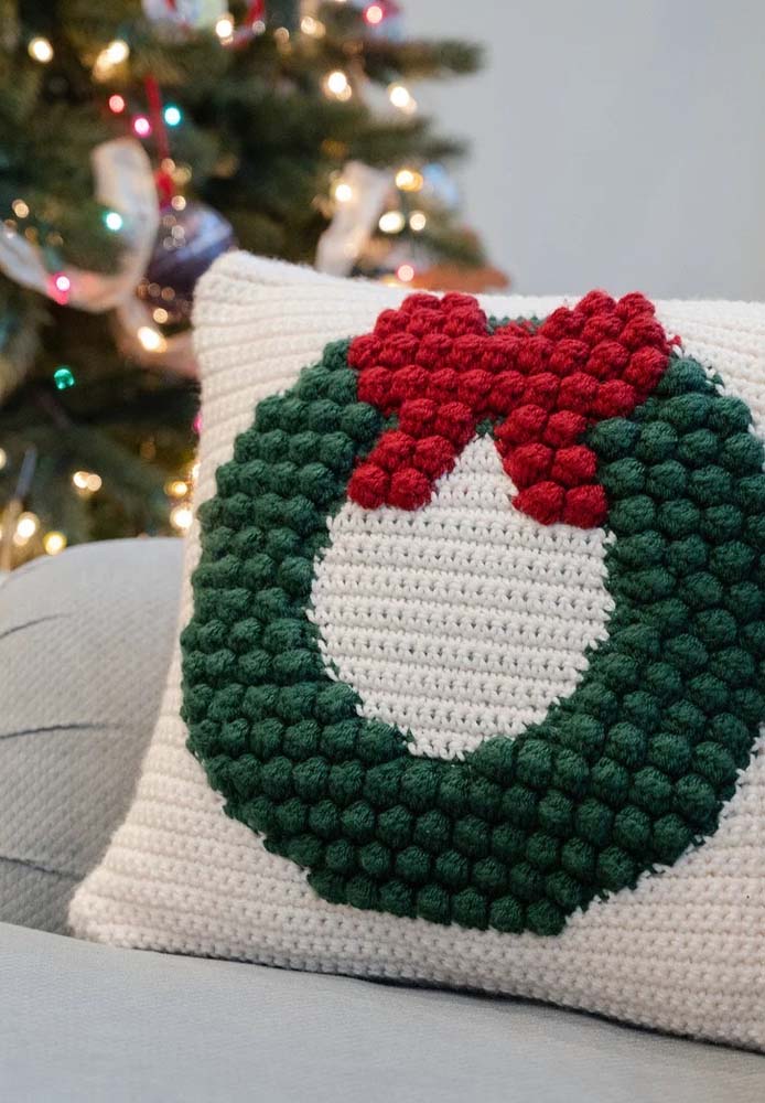 Crochet Christmas Wreath - 14