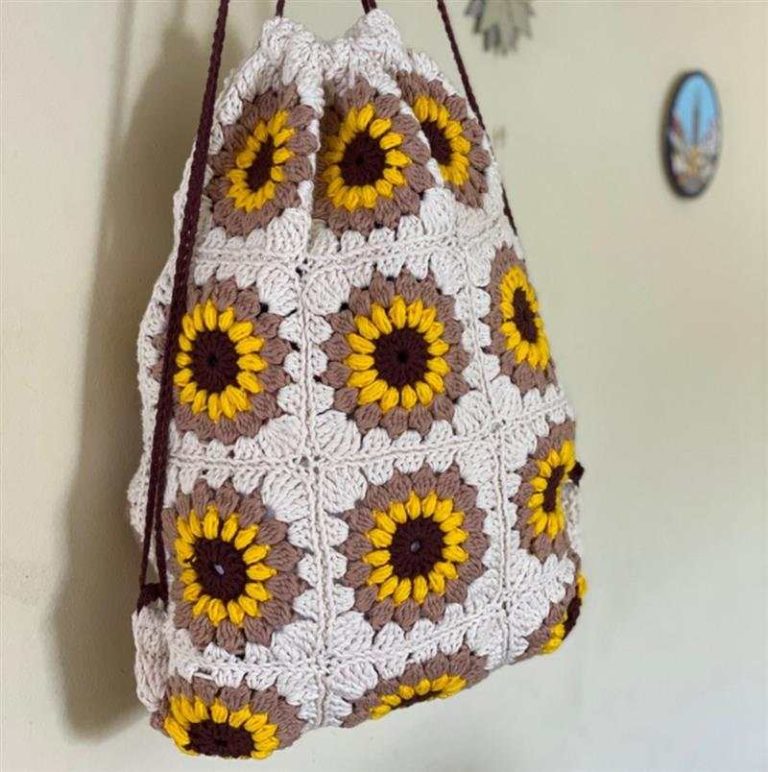 Crochet backpack - 30