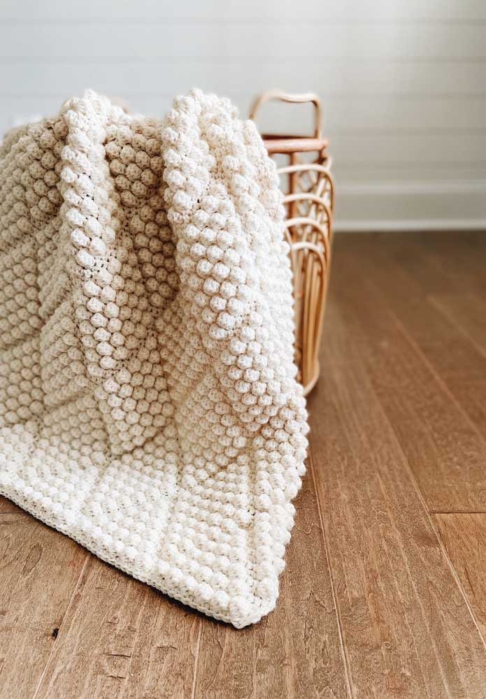 Crochet footboard ; - 22