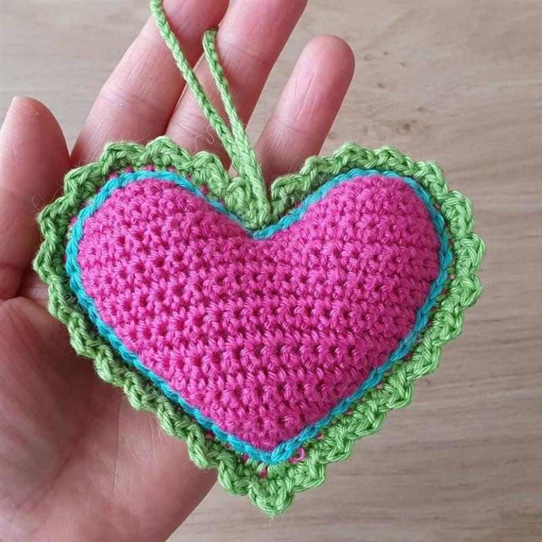 Crochet heart - 22