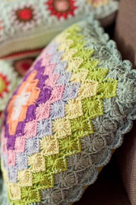 Crochet pillow cover - 17