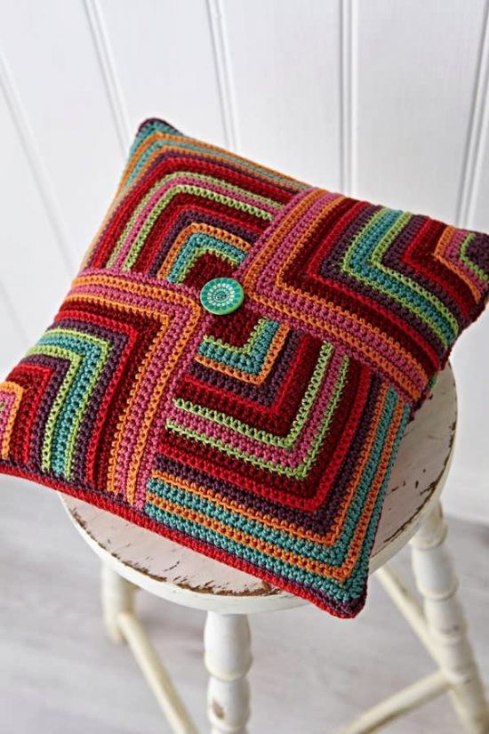 Crochet pillow cover - 27