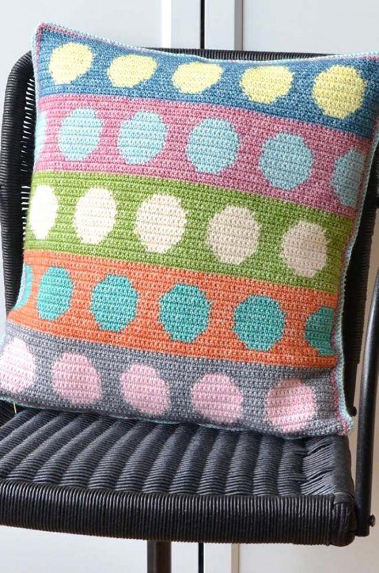 Crochet pillow cover - 32