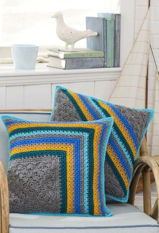 Crochet pillow cover - 38