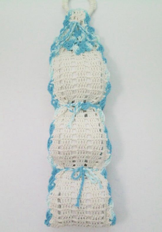 Crochet toilet paper holder - 02