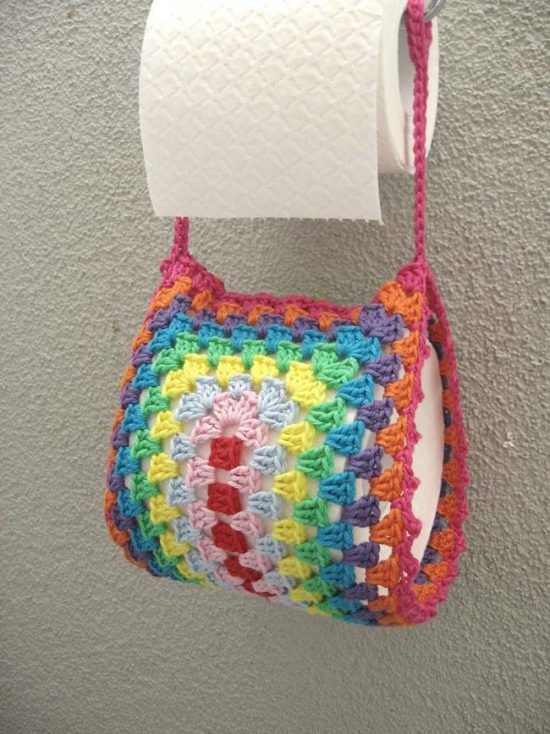 Crochet toilet paper holder - 06