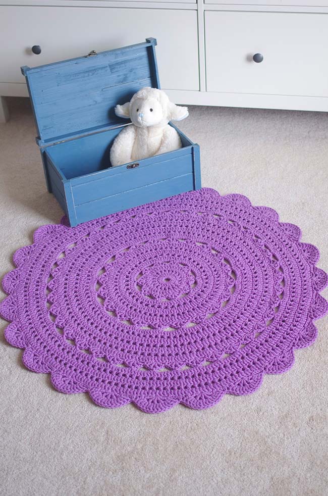 Round crochet rug - 46