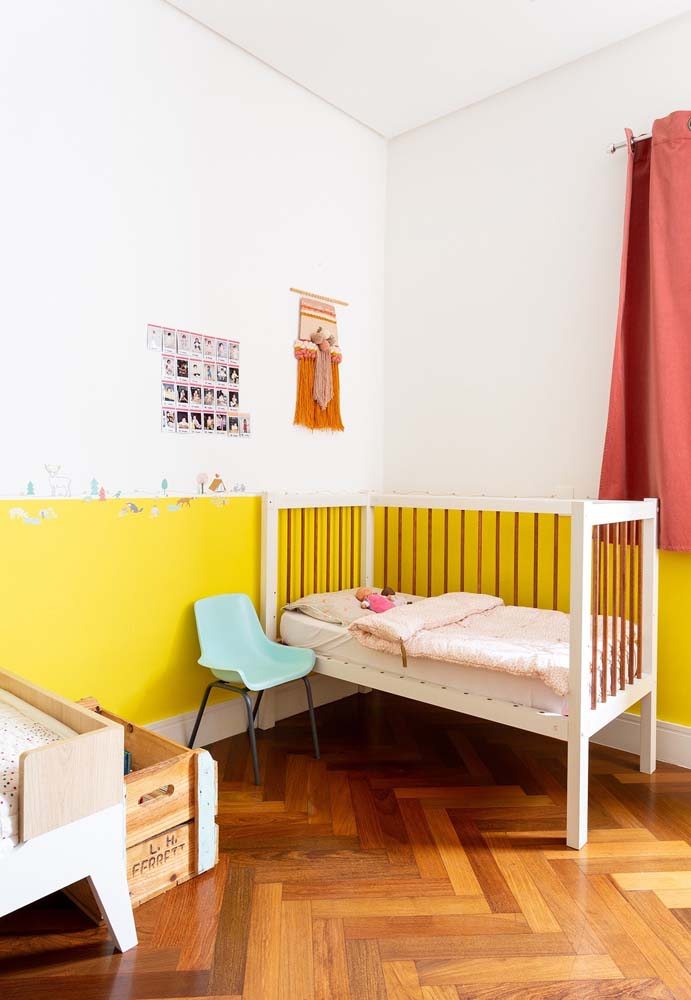 Yellow baby room - 27