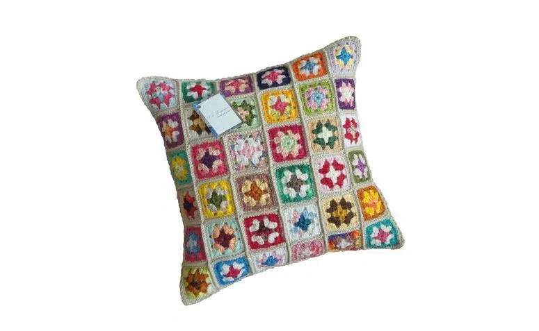 Crochet pillows - 09