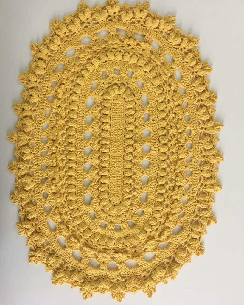 Oval crochet rug - 63