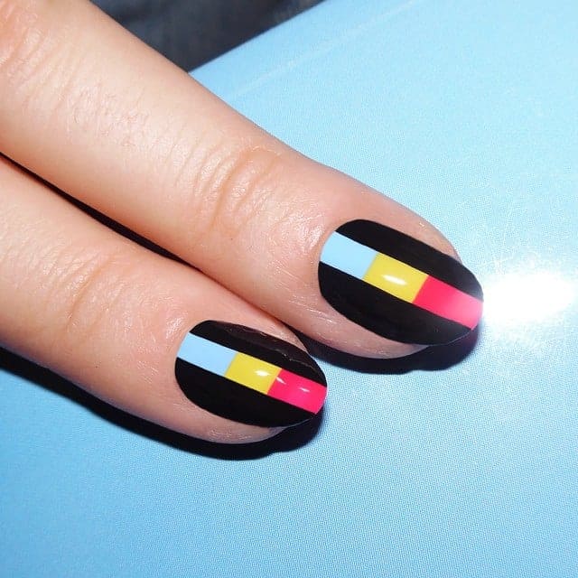 decorated black nails-031
