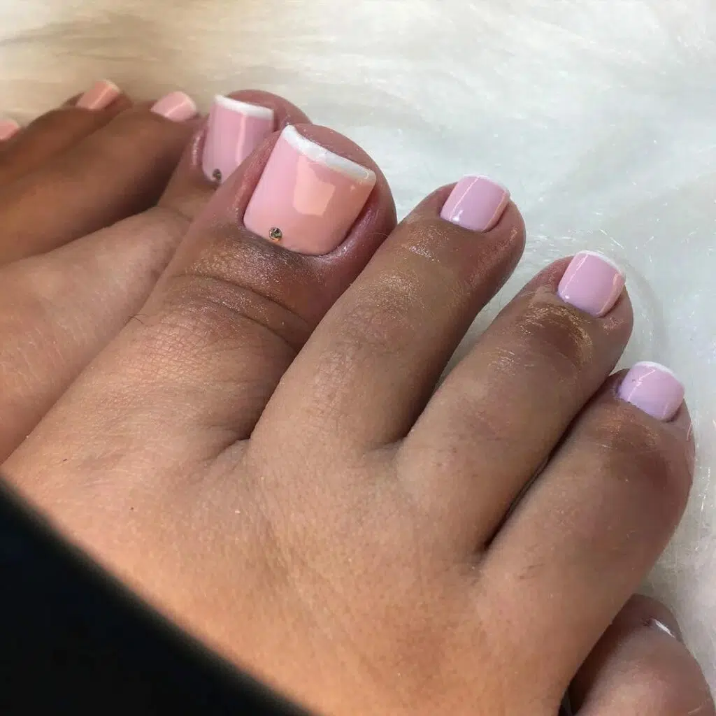 french nails done on the feet-033