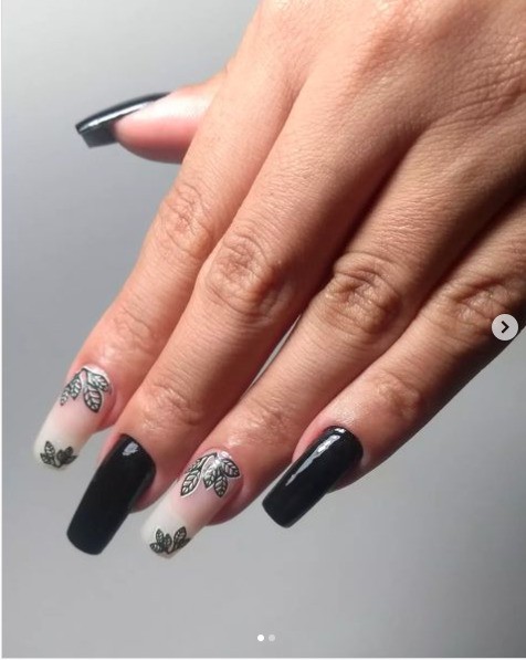 black decorated nails - 02