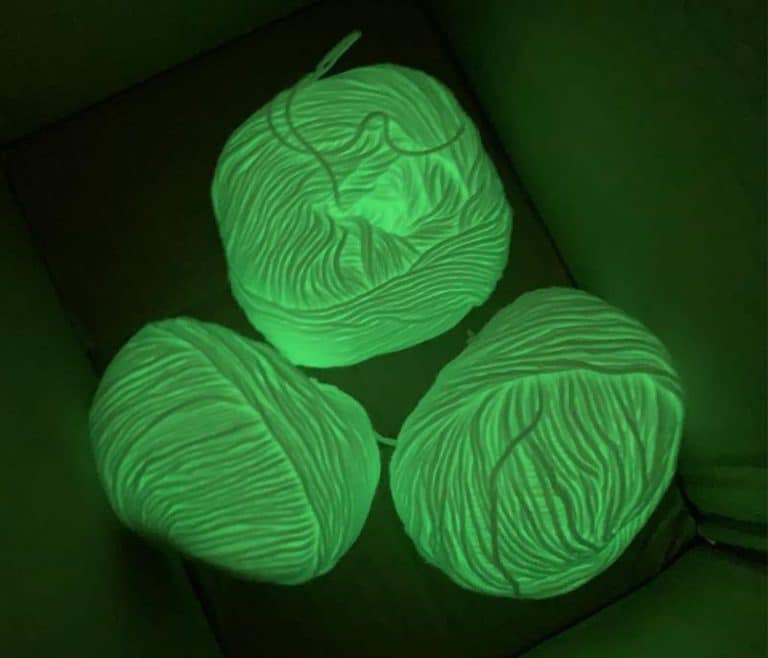 Amigurumi Glow learn about the advantages of the line that glows in the dark - 08