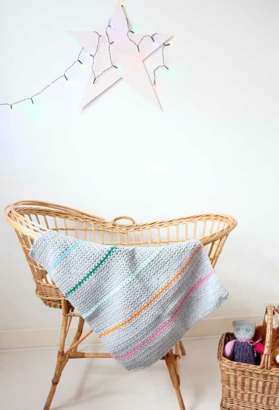 Crochet rug for baby's room how to do it step by step and photos for inspiration - 42