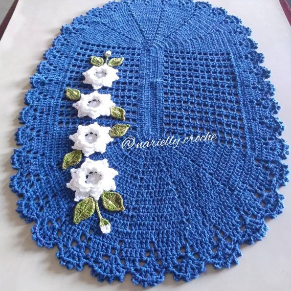Crochet rug with flowers photos graphics and tutorials for you to make your own - 19