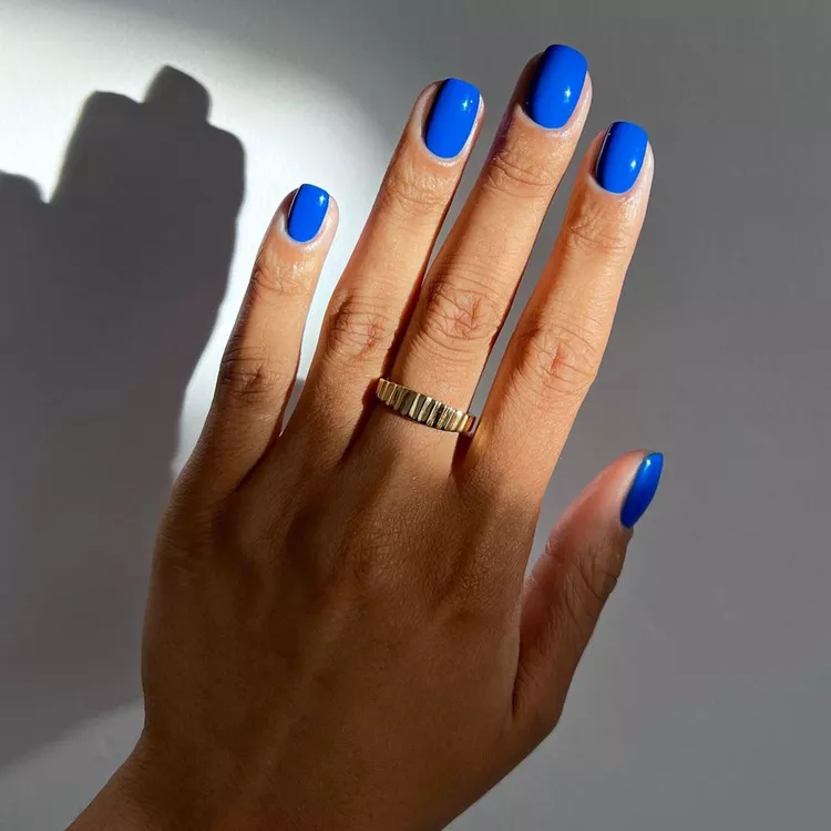 Electric Blue Nail Ideas The Ultimate Guide to Unforgettable Manicures - 15