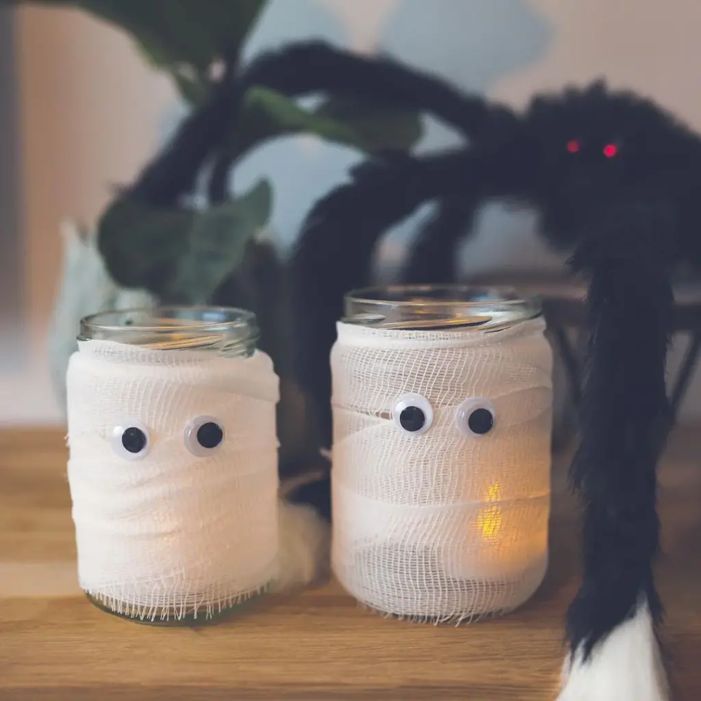 Halloween Decoration Ideas Make Your Home Frighteningly Beautiful - 11
