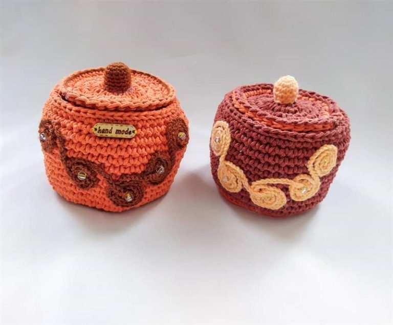 Modern models of crochet baskets to decorate your environment - 10