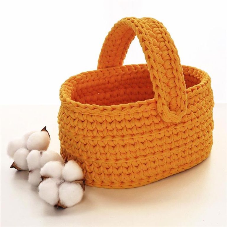 Modern models of crochet baskets to decorate your environment - 25