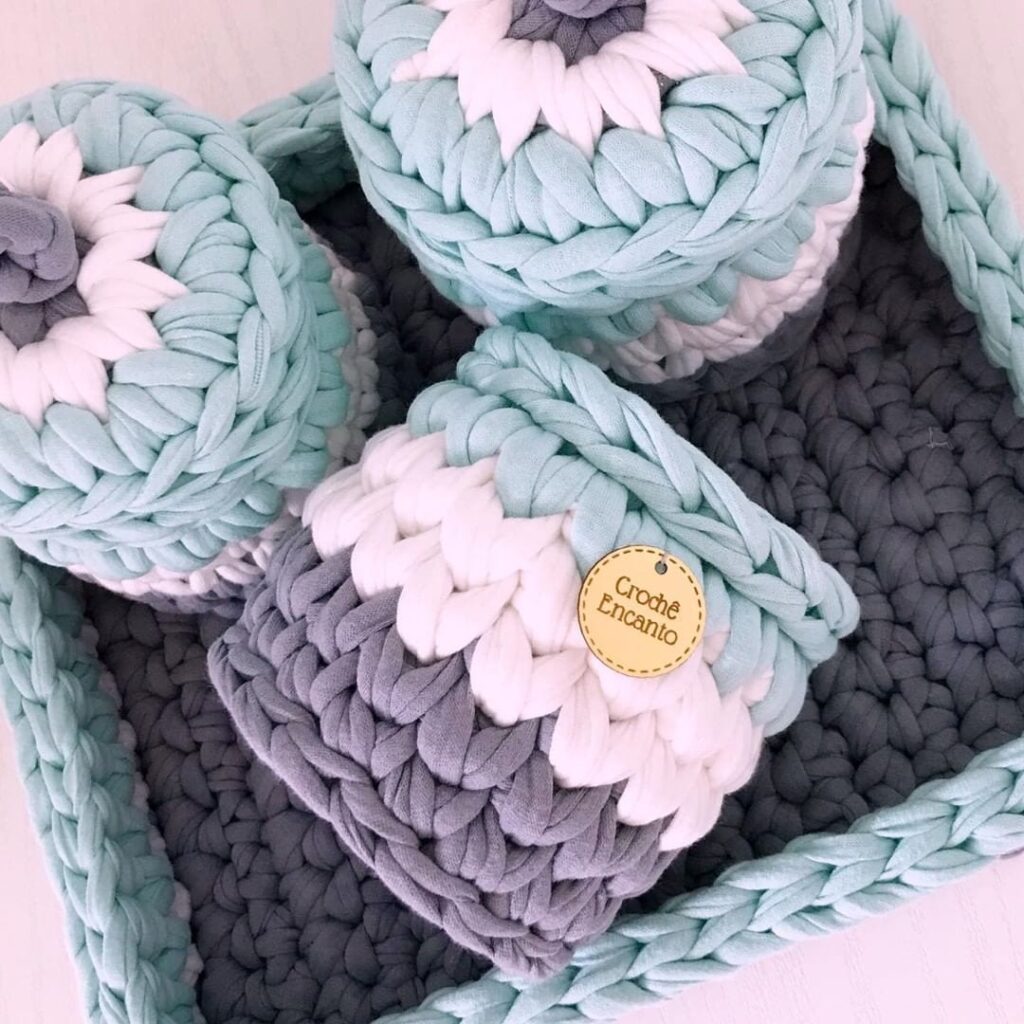 beautiful crochet basketmodels to organize and decorateyour home - 06